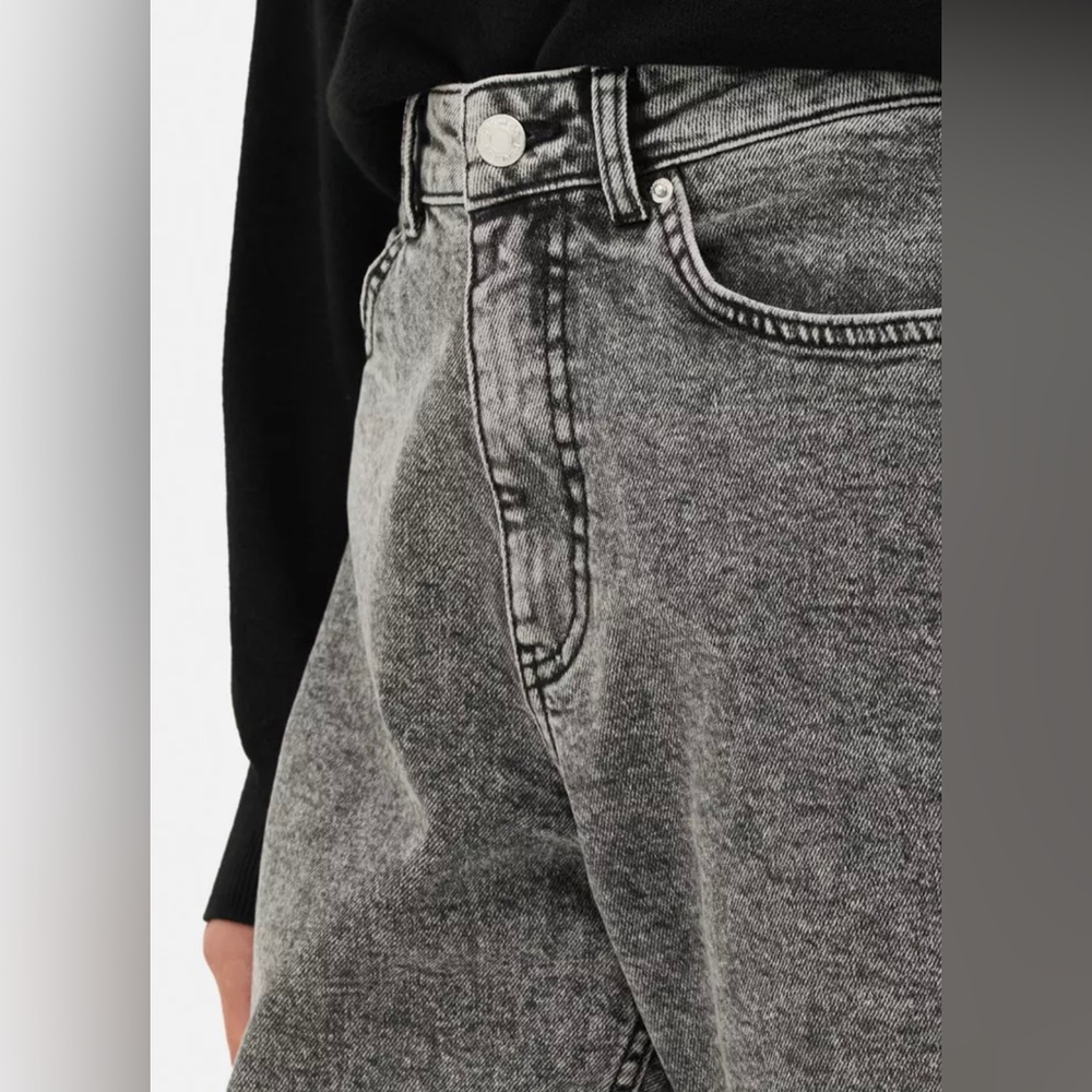 Primark | Washed-Out Mom Jeans View 4